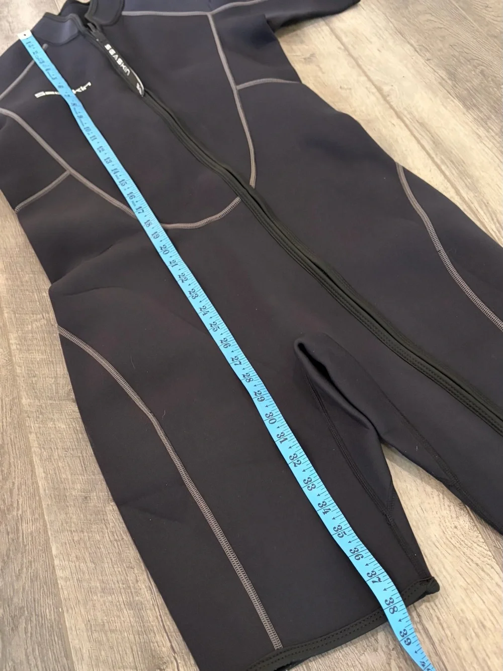 Seaskin 3MM Shorty Wetsuit Scuba-suit Medium Black Full Front Zip.